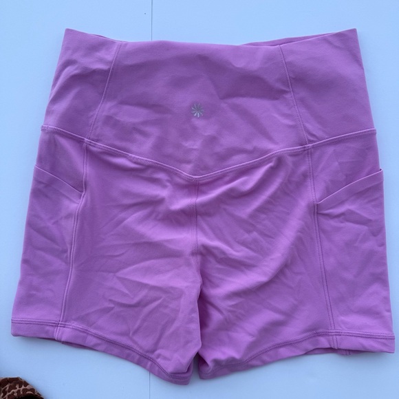 Athleta Salutation Stash High Rise 5" Shorts - Purple - Picture 4 of 5